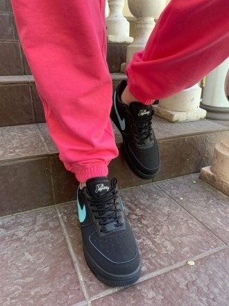 Кроссовки женские черные Nike Air Force 1 Low Tiffany & Co
Низкие женские кроссо. . фото 6