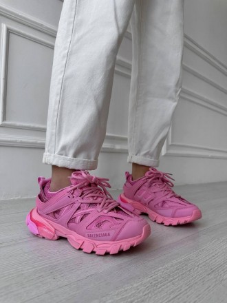 Кроссовки женские розовые Balenciaga Track 3.0 Pink
Превосходные женские кроссов. . фото 8