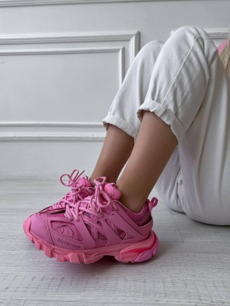 Кроссовки женские розовые Balenciaga Track 3.0 Pink
Превосходные женские кроссов. . фото 6
