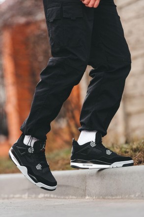 Кроссовки мужские черные Jordan 4 Black Canvas
Черные мужские спортивные кроссов. . фото 8