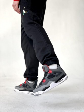 Кроссовки мужские серые Jordan 4 Retro 'Infrared' Grey Red Black White
Мужские с. . фото 4