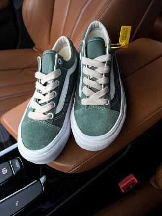 Кеды мужские зеленые Vans Old Skool Green White
Представляем вашему вниманию сти. . фото 2