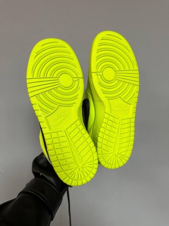 Кроссовки мужские кислотно-зеленые Nike SB Dunk High x Ambush Acid Green
Мужские. . фото 8