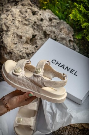 Сандали женские бежевые Chanel Sandals Beige Leather Primium
Женские сандали Шан. . фото 2