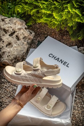 Сандали женские бежевые Chanel Sandals Beige Leather Primium
Женские сандали Шан. . фото 5