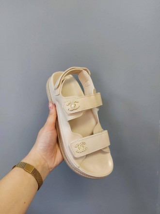 Сандали женские бежевые Chanel "Dad" sandals beige
Женские сандали Шанель с высо. . фото 2