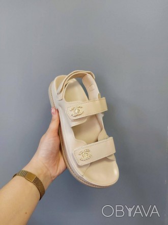 Сандали женские бежевые Chanel "Dad" sandals beige
Женские сандали Шанель с высо. . фото 1