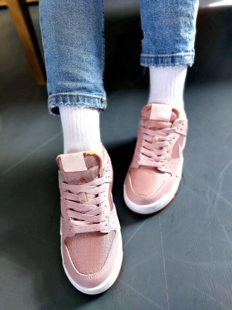 Кроссовки женские розовые Nike Dunk Low Disrupt Barely Rose
Женские низкие кросс. . фото 5