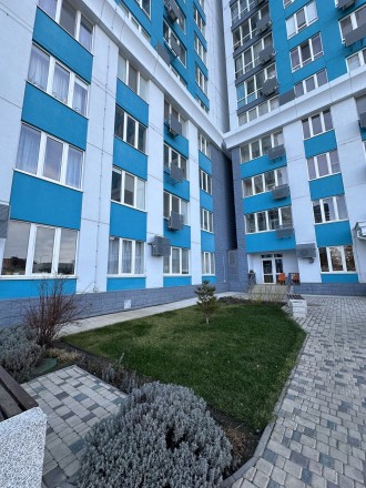 Продаж 3-кімнатної квартири, загальною площею 86м2. Квартира розташована на 9 по. Киевский. фото 2