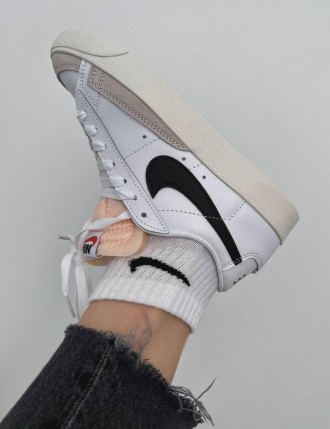 Кроссовки женские белые Nike Blazer 77 LOW ‘77’ Vintage White
Женские кроссовки . . фото 7
