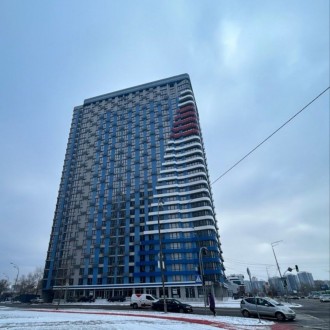 ЖК Берег Дніпра 
Видова квартира на Дніпровську набережну та Дніпро, панорамні в. . фото 3