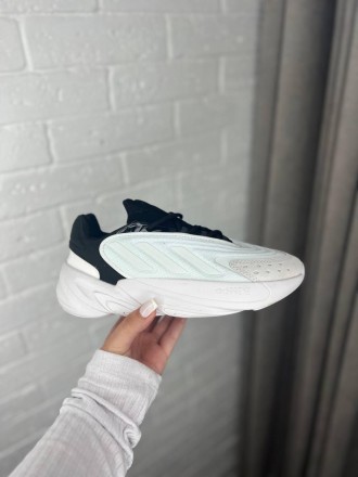 Кроссовки женские белые Adidas Ozelia White Black
Очень крутая белая расцветка ж. . фото 6