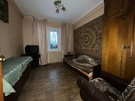 Тичини Павла просп., 11 
Пропонується на продаж 3-кімнатна квартира на Березняка. . фото 2