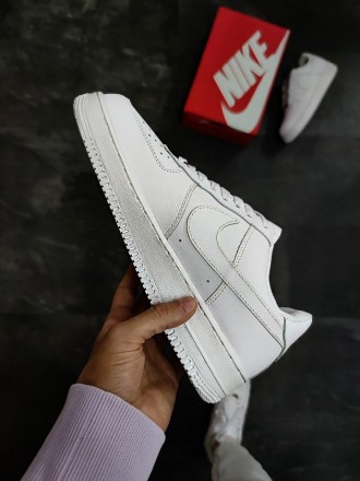 Кроссовки мужские белые Nike Air Force 1
Классические белые мужские кроссовки На. . фото 8