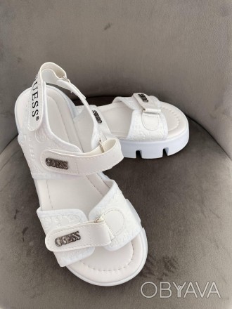 Сандали женские белые Guess Sandals White
Женские сандали Guess с высокой подошв. . фото 1