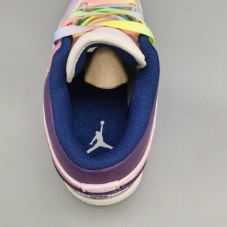 Кроссовки женские фиолетовые Jordan 1 Low Pastel Purple
Низкие кроссовки Найк Аи. . фото 6