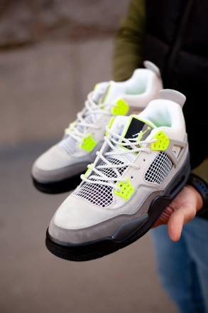 Кроссовки мужские серые Jordan 4 Retro SE "Neon"
Мужские спортивные кроссовки На. . фото 2