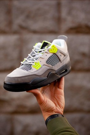 Кроссовки мужские серые Jordan 4 Retro SE "Neon"
Мужские спортивные кроссовки На. . фото 6