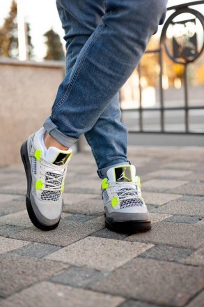 Кроссовки мужские серые Jordan 4 Retro SE "Neon"
Мужские спортивные кроссовки На. . фото 7