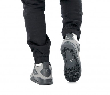 Кроссовки мужские серые Jordan 4 Grey Black
Мужские спортивные кроссовки Найк Аи. . фото 3