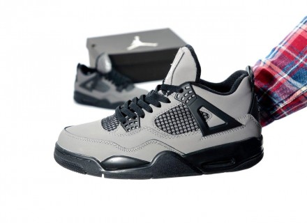 Кроссовки мужские серые Jordan 4 Grey Black
Мужские спортивные кроссовки Найк Аи. . фото 2