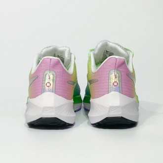 Кроссовки женские разноцветные Nike Air Zoom Pegasus 39 Multicolor
Женские кросс. . фото 7