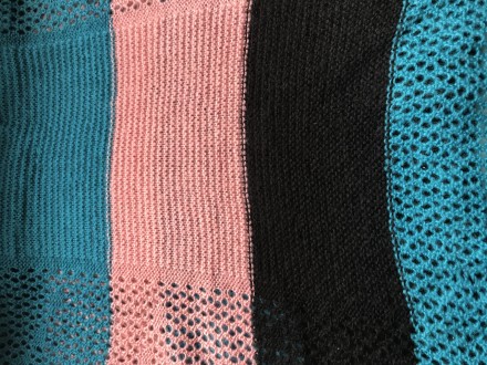 красивый ,яркий вязаный шарф в ажурный рисунок состоит из широких полосок ярких . . фото 5