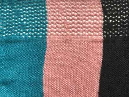 красивый ,яркий вязаный шарф в ажурный рисунок состоит из широких полосок ярких . . фото 6