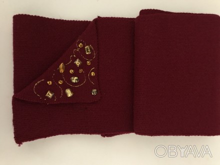 красивий ,яскравий шарф прикрашений нашитими камінням склад :напіввовна колір бо. . фото 1