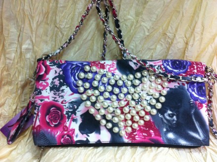 Молодёжная стильная цветная сумка-клатч украшенная жемчужинами Характеристика и . . фото 4