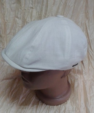  Светлая кепка молочного цвета - восьмиклинка с пуговичкой на макушке из натурал. . фото 3