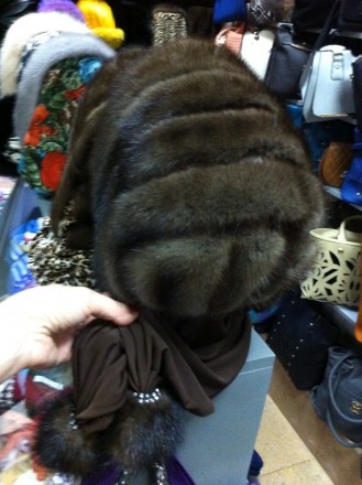  В нашем интернет магазине " Стиль " огромный выбор меховых шапок и меховых косы. . фото 7