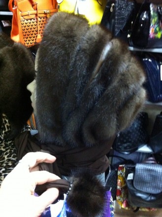  В нашем интернет магазине " Стиль " огромный выбор меховых шапок и меховых косы. . фото 8