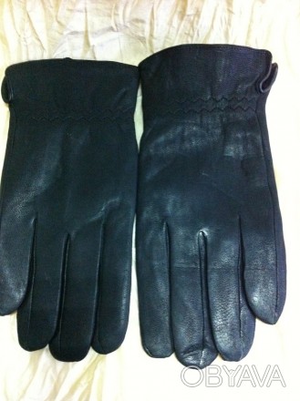 Мужские перчатки из отличной кожи с чёрной подкладкой плюш. Теплые , мягкие и ко. . фото 1
