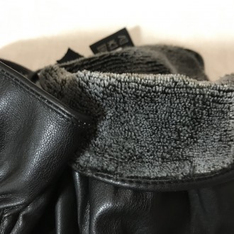Мужские перчатки из кожзама Теплые , мягкие и комфортные. цвет чёрный Размеры с . . фото 4