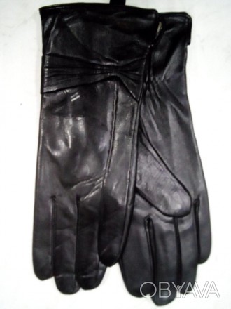 Красивые черные женские перчатки из натуральной мягкой кожи , утеплённые шерстян. . фото 1