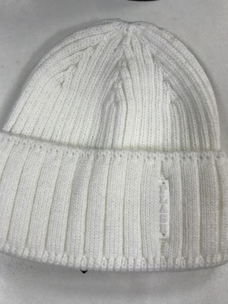 Шикарная стильная белая однотонная одинарная шапка с отворотом, без флиса .выпол. . фото 3