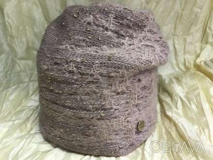 Стильная шапочка с разной текстурой плетения Модели данной торговой марки отлича. . фото 1