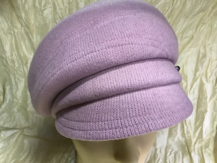  Объемная розовая и бежевая женская, формованная кепка с красивым украшением в в. . фото 7