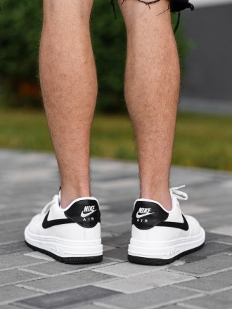 Кроссовки мужские белые Nike Air Force 1 White Black
Мужские кроссовки Найк Аир . . фото 5
