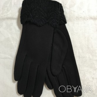 женские трикотажные перчатки , гладкой вязки , верх с ажурным довязом в верхней . . фото 1
