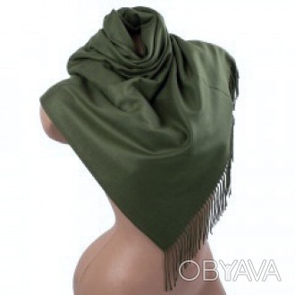 Модный однотонный кашемировый палантин отличного качества , концы шарфа украшает. . фото 1