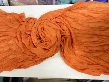 Ніжний шарф, палантин з бавовни — приємна на дотик і чудової якості, колір бузко. . фото 5