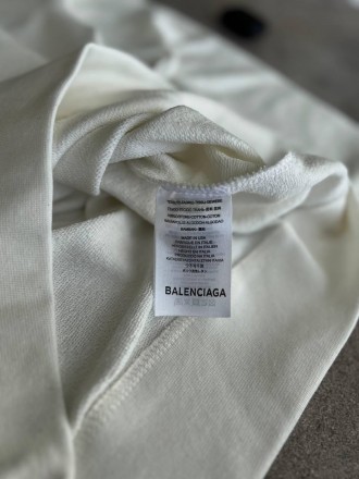
Свитшот кофта худи белый модный весна-осень брендовая Баленсиага
Свитшот — это . . фото 4