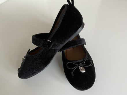 Детские чёрные туфли для девочки . Удобные ,очень лёгкие !! ,комфортные, . Длина. . фото 2