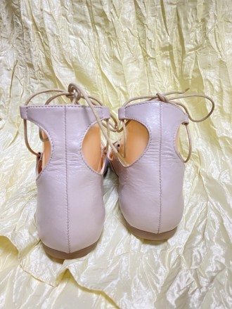 Светло бежеві жіночі туфлі-балетки з натуральної м'якої шкіри з фіксацією стопи . . фото 4
