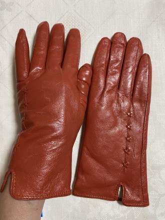Красиві жіночі яскраві рукавички з натуральної м'якої шкіри, утеплені флісовою п. . фото 2
