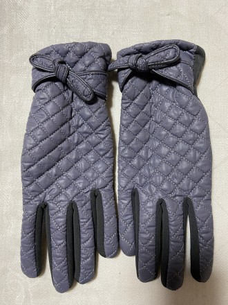 Красиві рукавички з стьобаної плащівки , утеплені флісовою підкладкою. Верхня ча. . фото 2