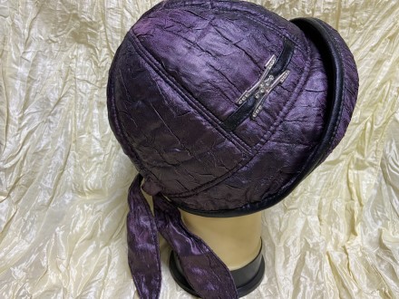 Жіноча капелюшок-панама із жатої плащової тканини із зав'язками. Прекрасно сидит. . фото 2