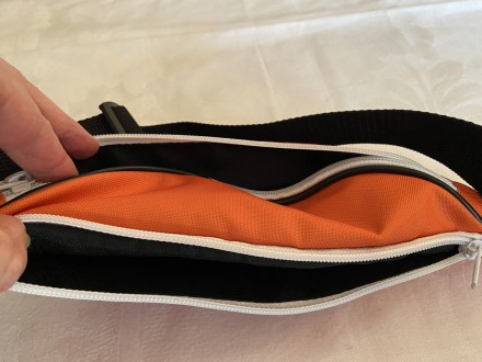 Оранжевая модная мини сумочка (бананка ) на поясе или через плечо на широком рем. . фото 3